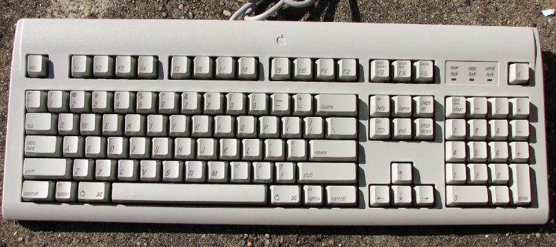 Apple Design Keyboard for Macintosh IIgs ADB Apple Desktop Bus Mac Vintage M2980 